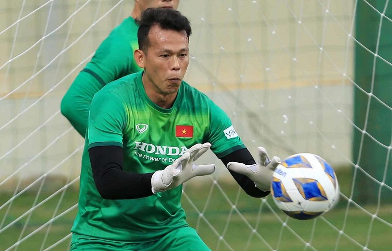 Bùi Tấn Trường- Cựu thủ môn của đội tuyển Việt Nam sở hữu chiều cao 1 mét 88